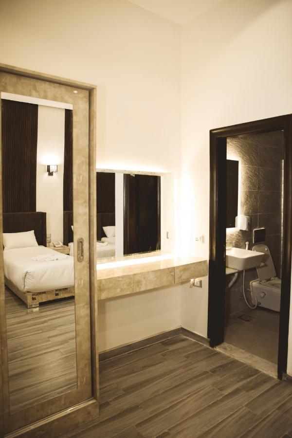 Tourist Palace Hotel القاهرة المظهر الخارجي الصورة
